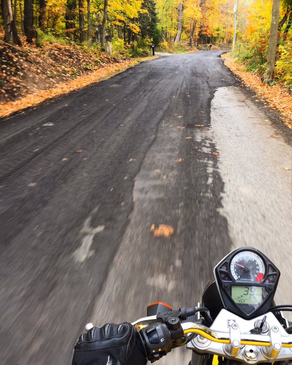 Lawntang's tweet photo. Last ride of the season? 🤔 #ihopenot #winterscoming #fallcolours #riding #canadianproblems https://t.co/MhCDEhgjRu