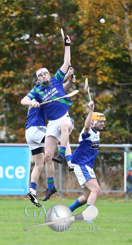 Nice "hang time" by <a href="/colm_byrne/">Colm Byrne</a> for <a href="/OfficialSylsGAA/">St Sylvester’s GAA</a> in #ahl3 today v <a href="/KevinsHurling/">Cumann Báire Chaoimhín</a>