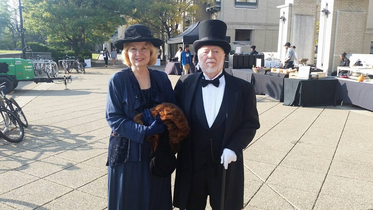 Andrew Carnegie himself was on campus today for homecoming festivities. Did you spot him? #TartanProud