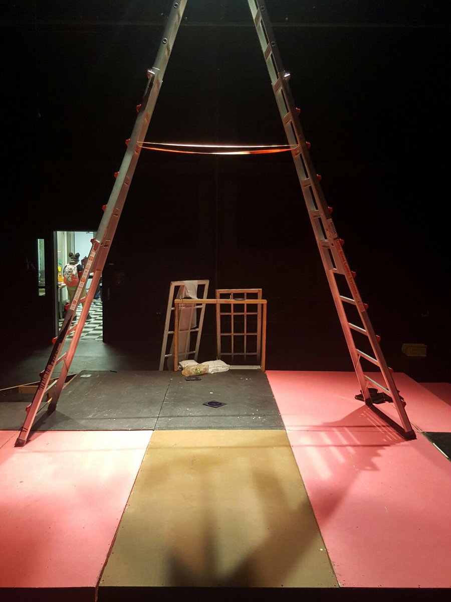 classicalmag85's tweet photo. Set so far... Join us for The Women 11/17&amp;18@7,11/19@2! https://t.co/5ruNq7cV0r