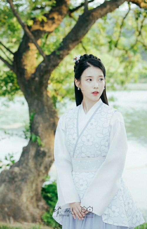 kbaesxx's tweet photo. •• Hae Soo (iu) || Scarlet Heart Ryeo •• https://t.co/jPcQcmJ4BK