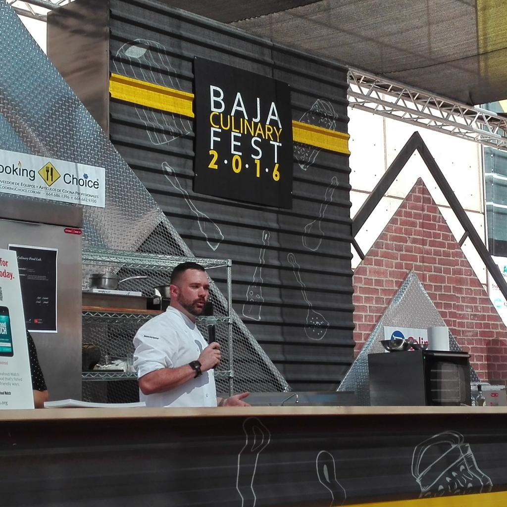 BCCulinaryFest's tweet photo. DE @MontereyAq_PR NOS VISITA EL CHEF MATTHEW BEAUDIN EN #BCF2016 #VENACOMER #BCFCOCINAURBANA @bcculinaryfest https://t.co/qwqHLBVTYz