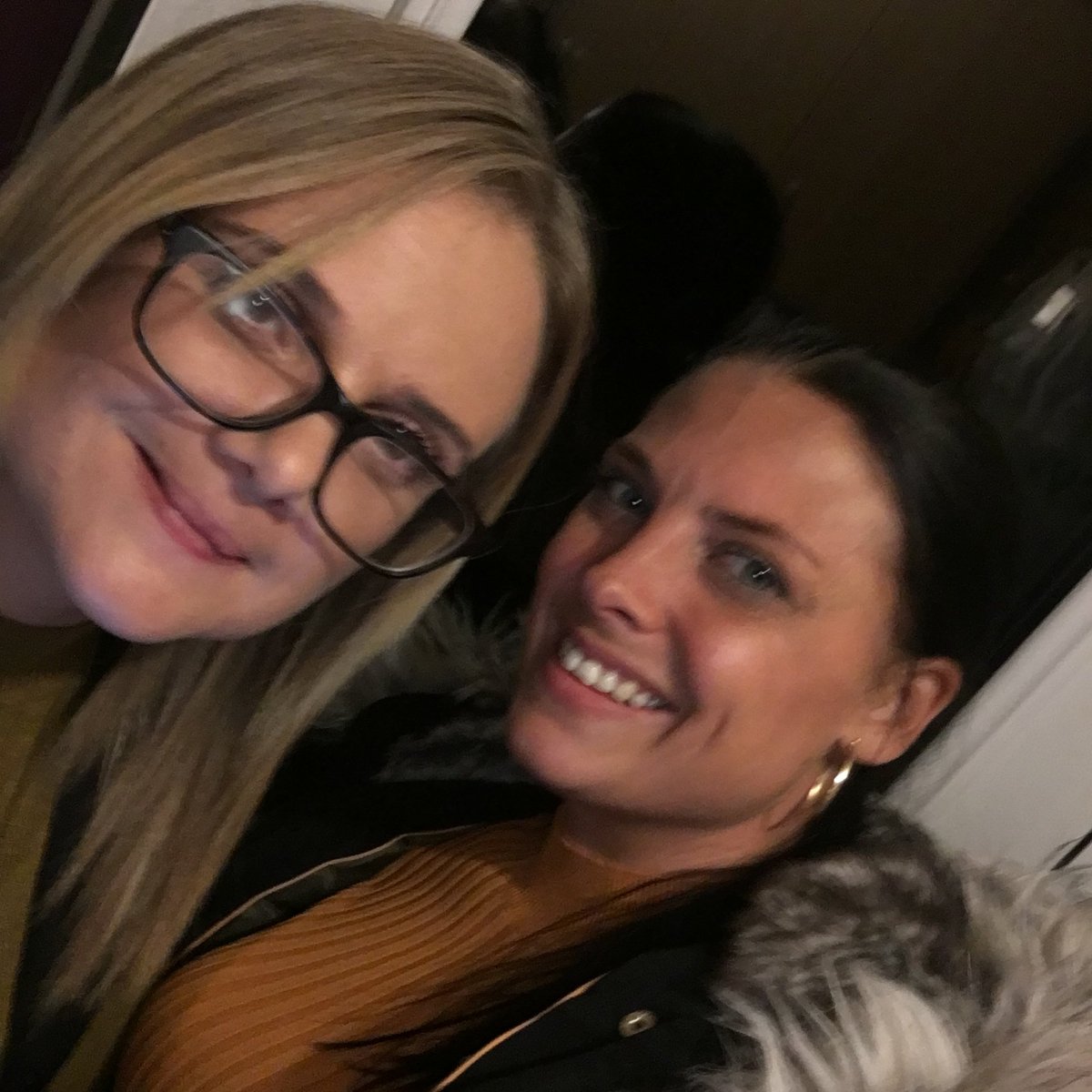 vickilou81's tweet photo. Bestie before it got really messy!! 😂🙈 https://t.co/PzeiiQfqyR