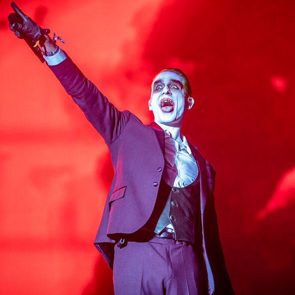 4ngelicaa's tweet photo. .@G_Eazy as the joker, like can it get any better? No. #VoodooFest https://t.co/cIlnt7XTbG