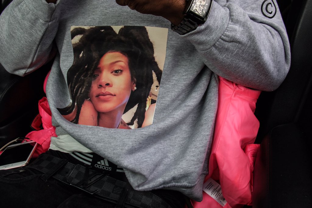 bluffseason's tweet photo. COZYRIRI SWEATER 
Pre-Order Now 
online | https://t.co/RwknQd4xRV

#creatortv https://t.co/WeYlERXZhg