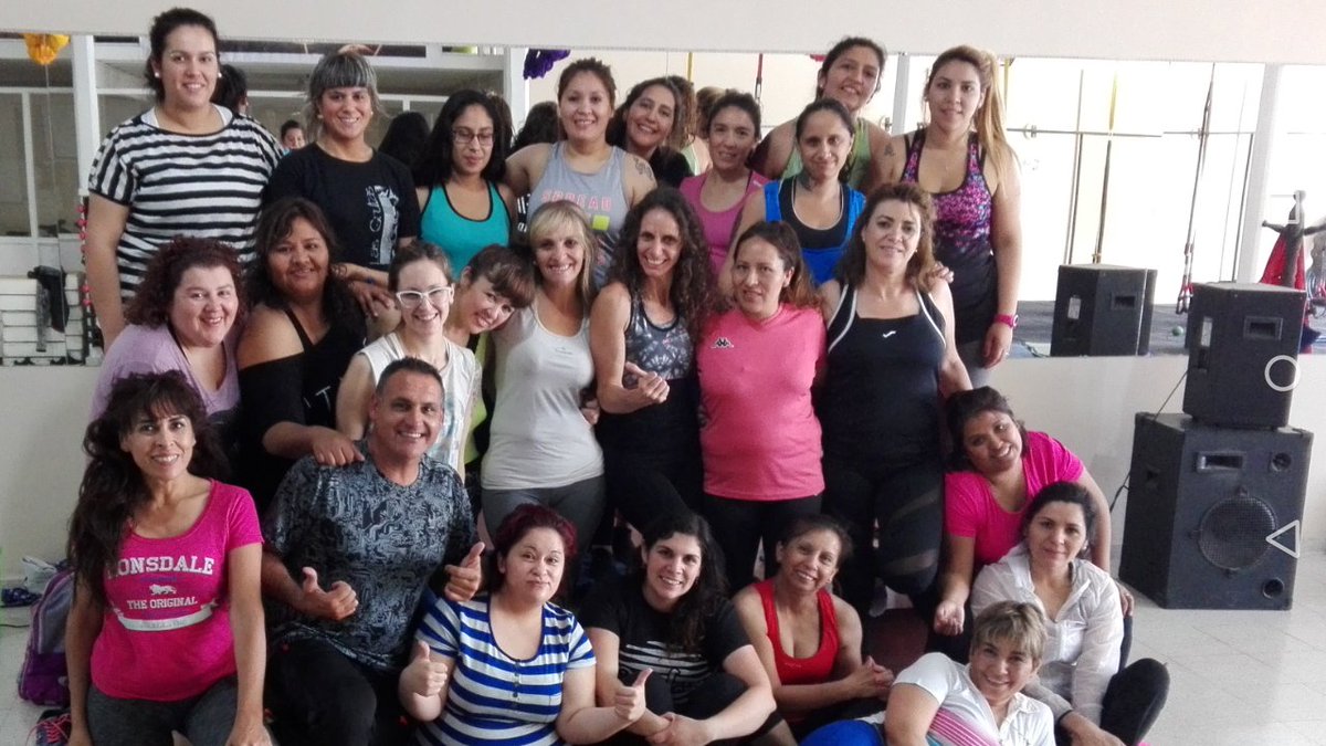 DanielBongiovan's tweet photo. #Instructorado 2016  #fitness #baelee #ritmos #baile #social #zapala #Neuquen https://t.co/E17W7edx60