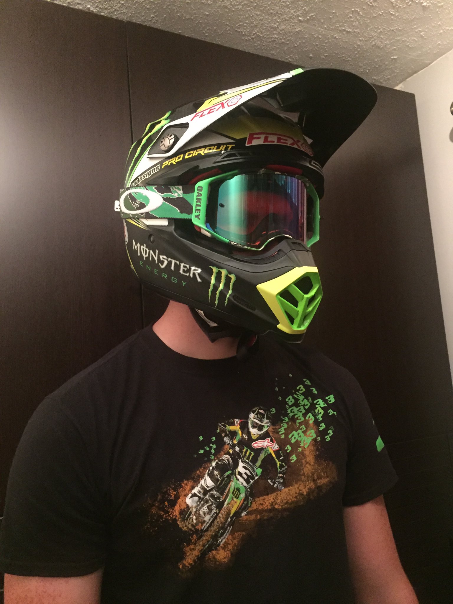 eli tomac oakley goggles