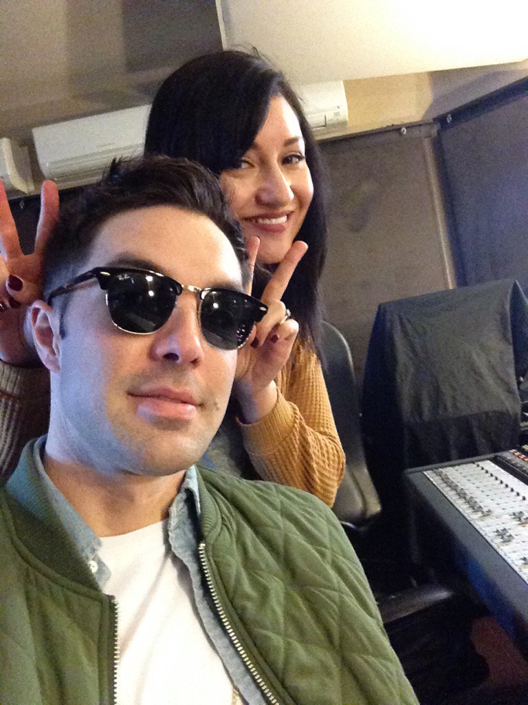 TrophyKidDiz's tweet photo. FILM DAY!!! In the studio killin' it!!! https://t.co/rGJSkyR57C