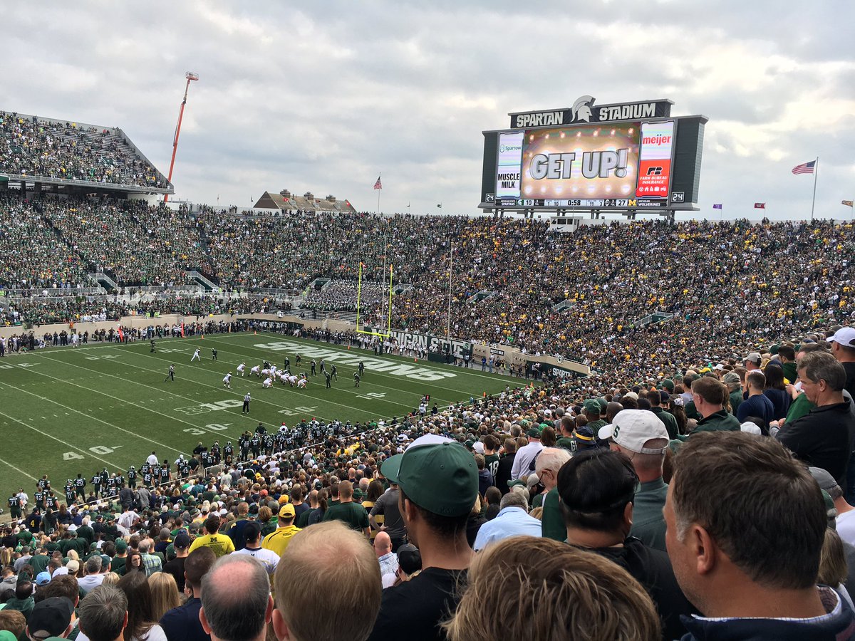 cameraguyal's tweet image. #GoBlue!