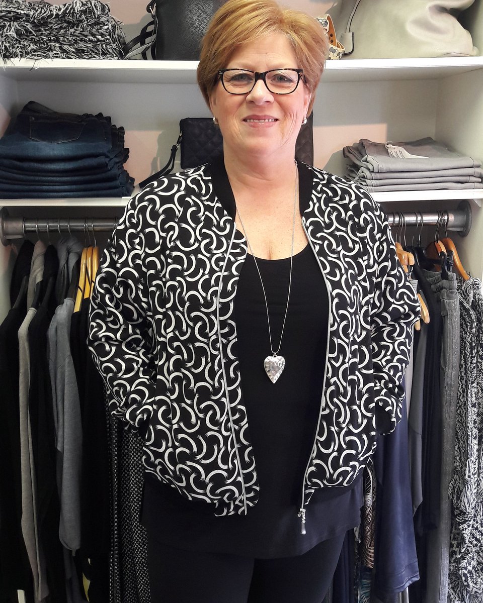 sizablemode's tweet image. Super leuk bomber jack van Magna