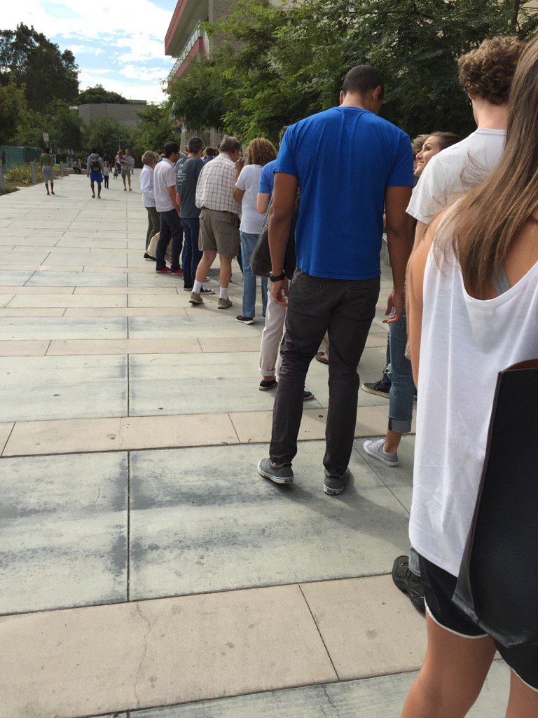 ArevaMartin's tweet photo. Early voting in Los Angeles. Ain't no voter suppression going on here! I'm waiting in this 90 minute line!!! #Vote https://t.co/cYXLUMLW5u