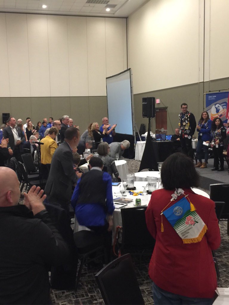 Standing ovation for our Rotary Youth Exchange students today at #DisCon2016 #100rotaryottawa