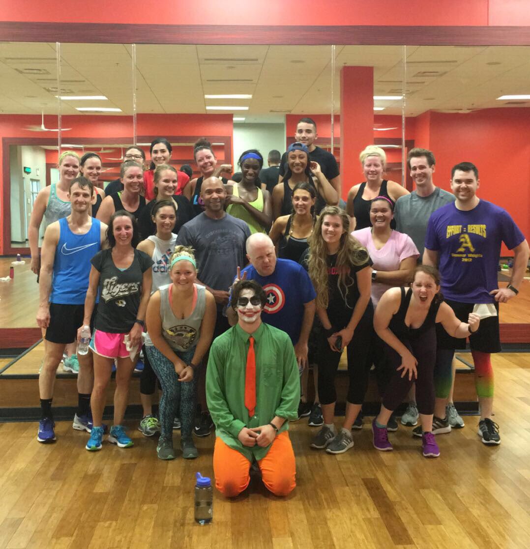 Don't cheat ya self treat ya self! Shout out to <a href="/OnelifeKC/">Onelife Fitness KC</a> Halloween Bootcamp....you kicked my cakes 💪🏾🏋🏾