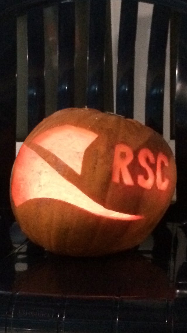 Spooky swim @WatersidePool 👍🏻