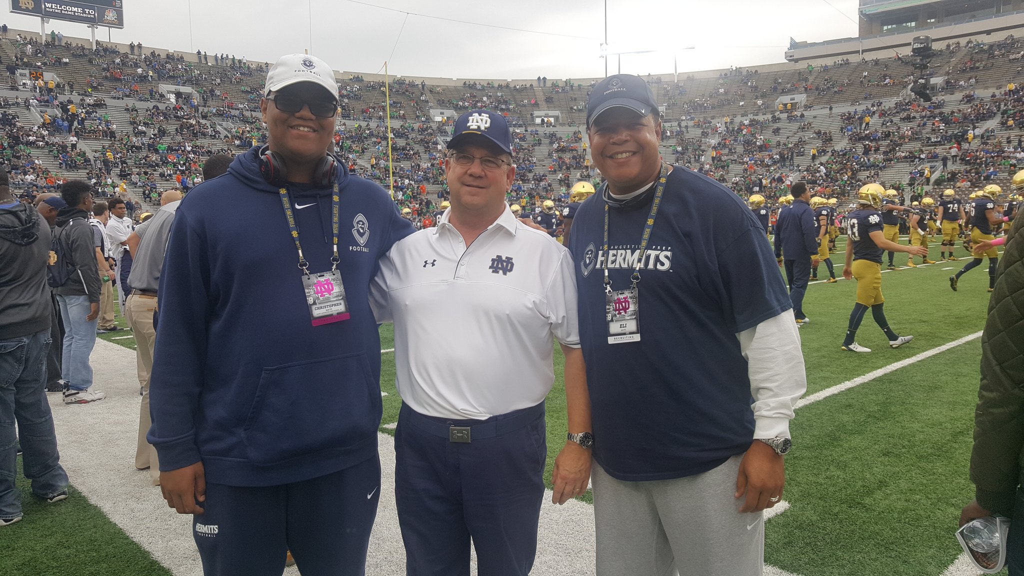 Cv9Q2iuWEAYheCi.jpg:large