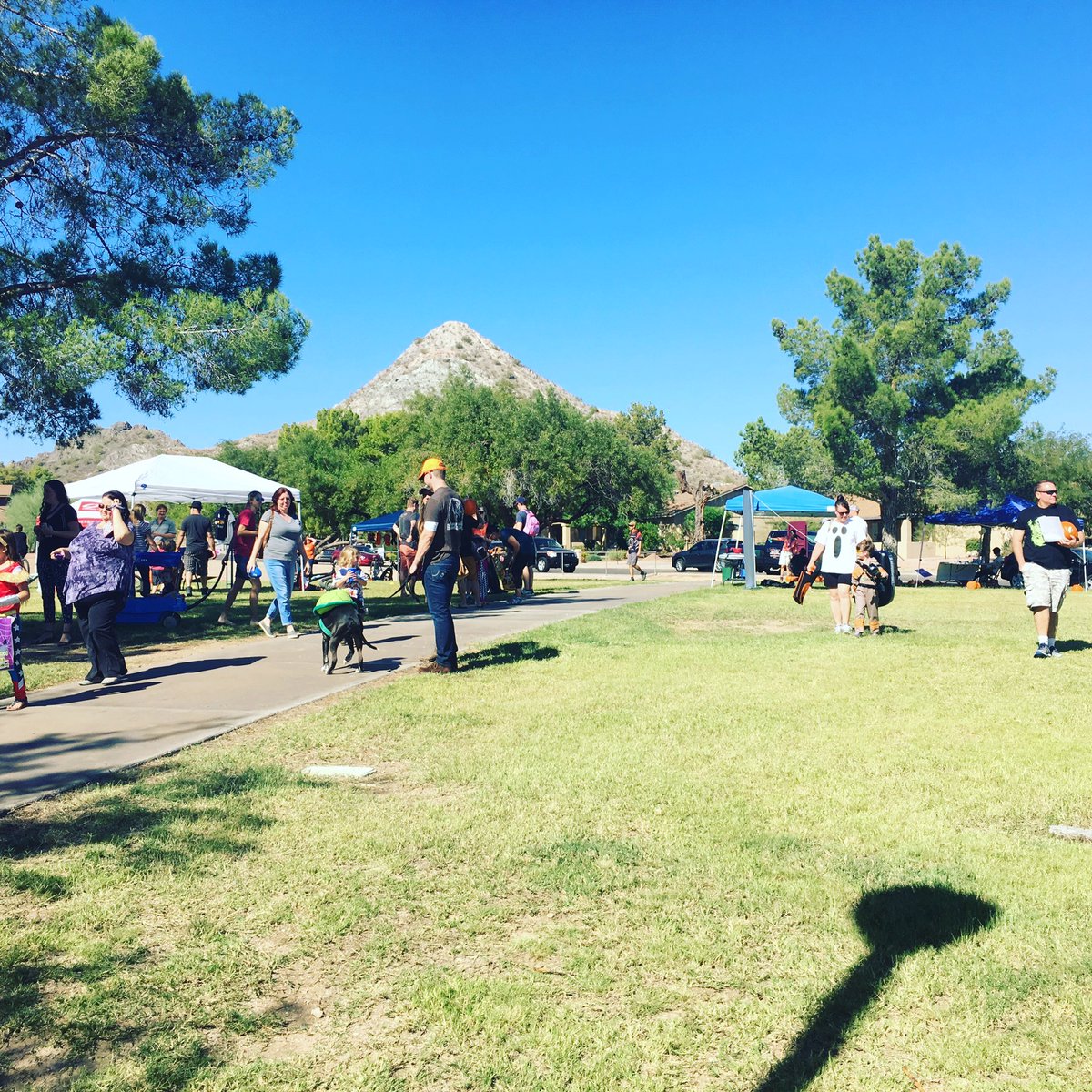 Great time <a href="/North32nd/">North 32nd</a> costume party today - thx <a href="/ArizonaSunrays/">Arizona Sunrays</a> <a href="/PhxLibrary/">Phoenix Public Library</a> <a href="/BRboulderingGym/">BlackRockBouldering</a> &amp; others for being here.