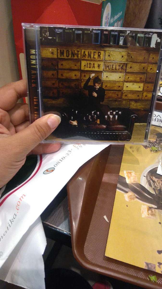 Dragona35's tweet photo. Ya lo tengo entre mis manos. Nos vemos el 12 en el.Luna!!@montanertwiter https://t.co/14igIn6AtO
