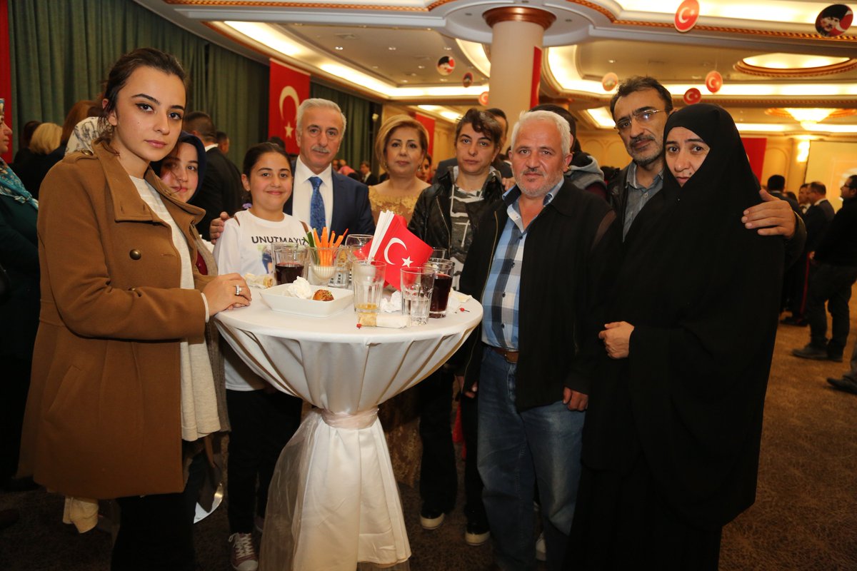 kayserivaliligi's tweet photo. Cumhuriyet Bayramı Resepsiyonu Yapıldı.. https://t.co/rmsq6INV2w https://t.co/QXFHZueXl9