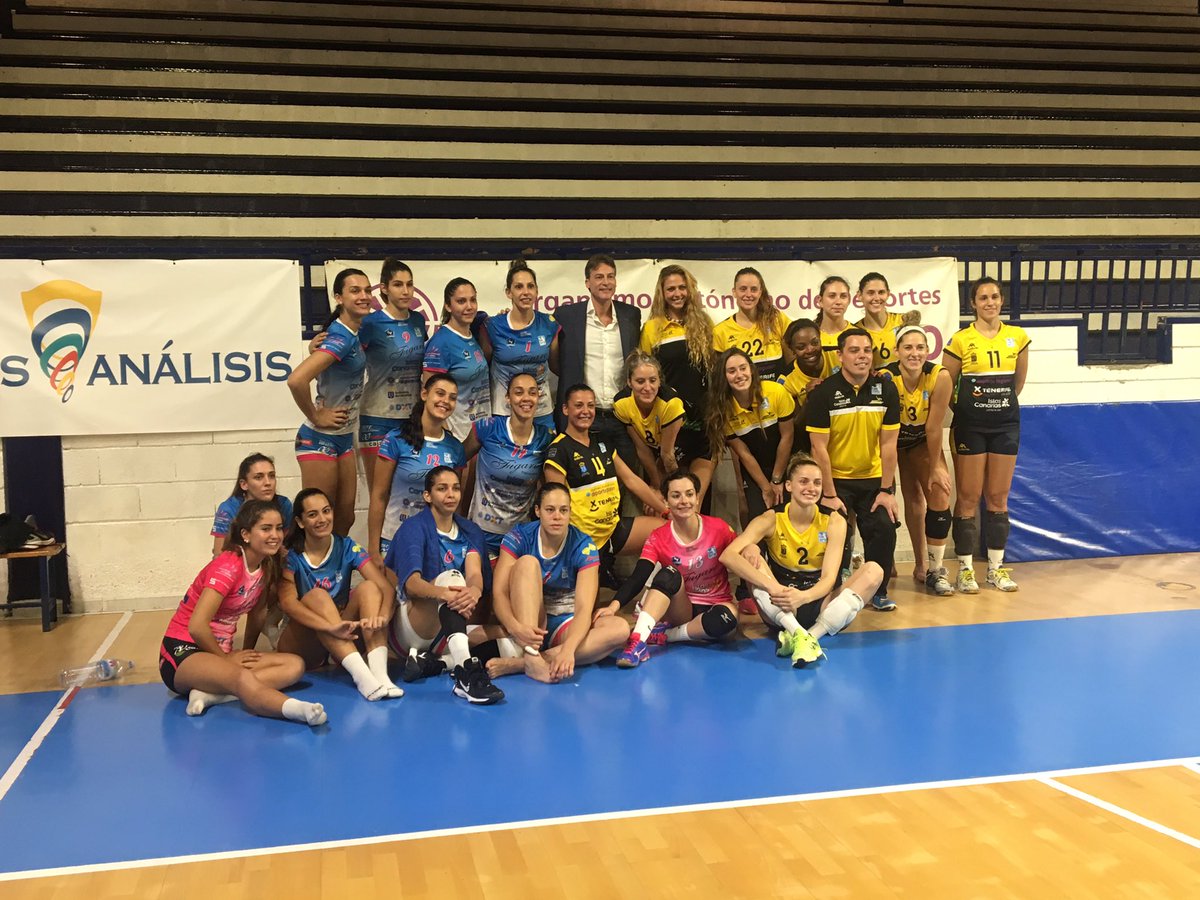 CVHaris's tweet photo. @CVAguereVoley y @CVHaris junto al gran @RafaPascual_1 ¡Todo un ejemplo a seguir! https://t.co/BBbo60fMow