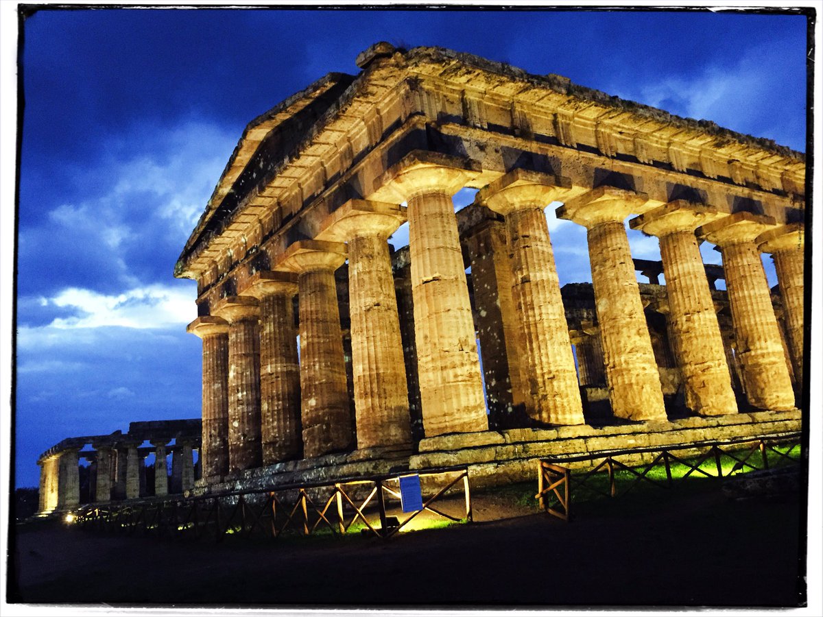 glbaronchelli's tweet photo. È un attimo. Ma che attimo... #BMTA2016 @BorsaPaestum @paestumparco https://t.co/eR2jHRaaFc
