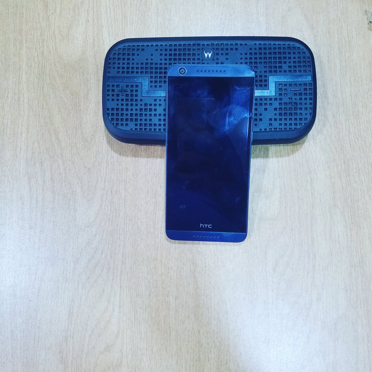 SmartShopNG's tweet image. Pre owned HTC Desire 626 Dual Sim 1GB ram 8MP with full  Accesories.