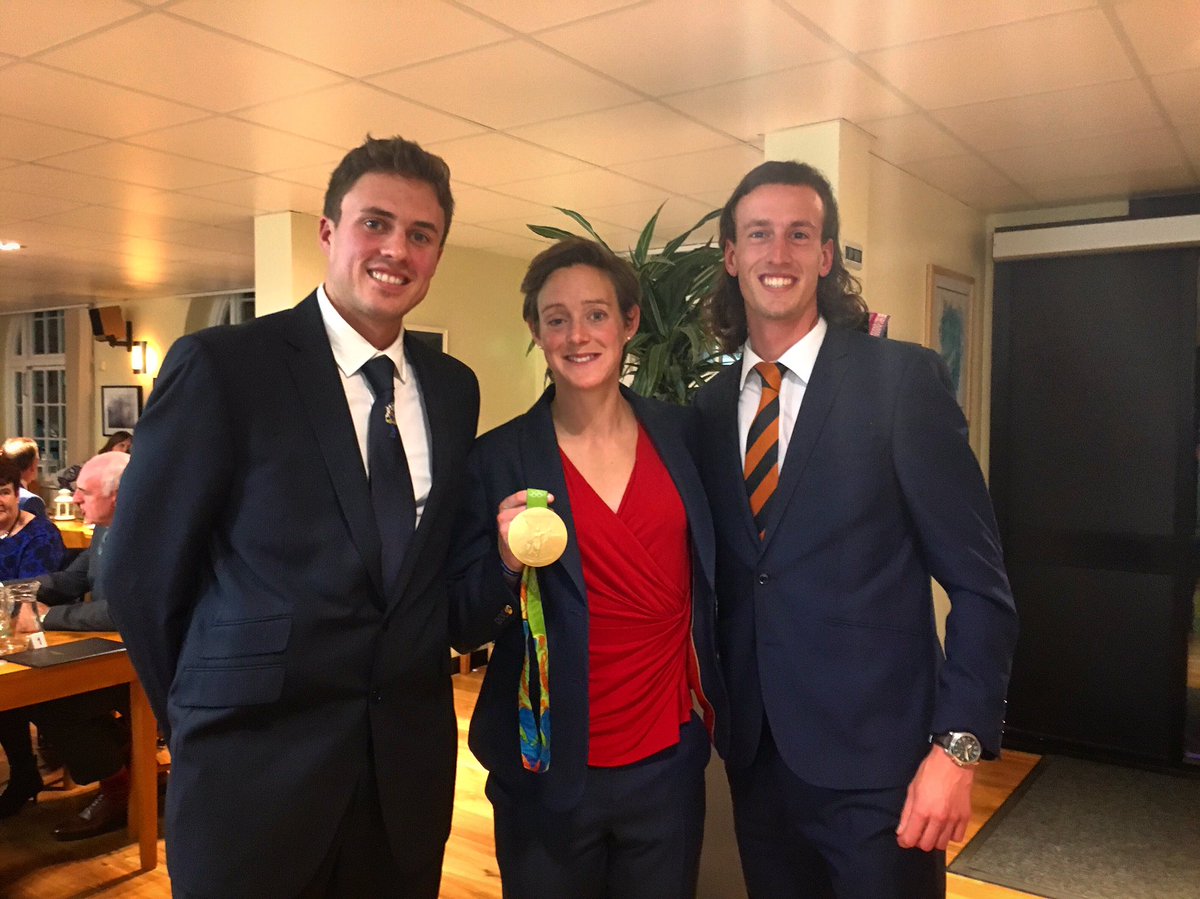 Great evening last night honoring our very own Olympic Gold medalist <a href="/hannahmacleod6/">Hannah Macleod</a> 🏅

<a href="/StAlbansHC/">S.A.H.C.</a> <a href="/voodooafrika/">voodooafrika.com</a> <a href="/VCSportsLife/">VarsityCollegeSports</a>