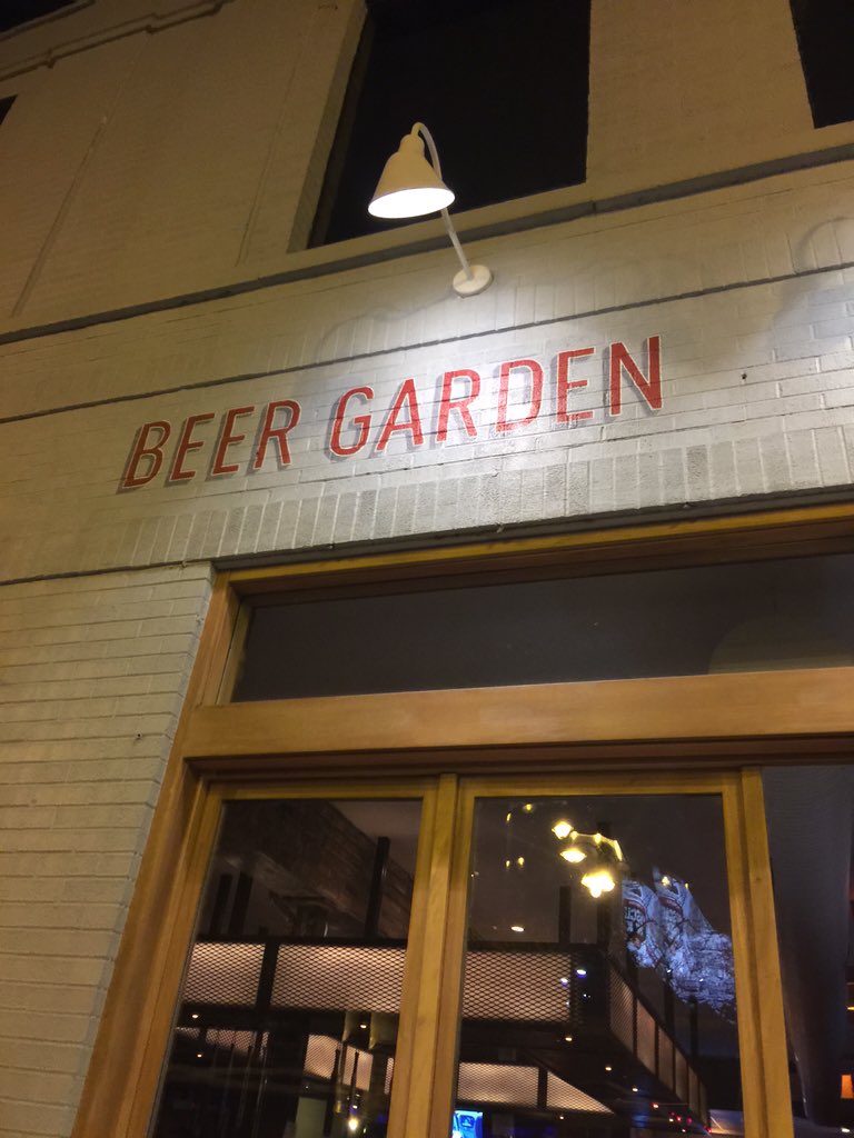 TheGardenFreak's tweet photo. When two happy words collide... #beeroclock #gardens #gardenlife #letsgocubs #funtimes #Chicago #gardenfreak https://t.co/lgdBzvOAoH