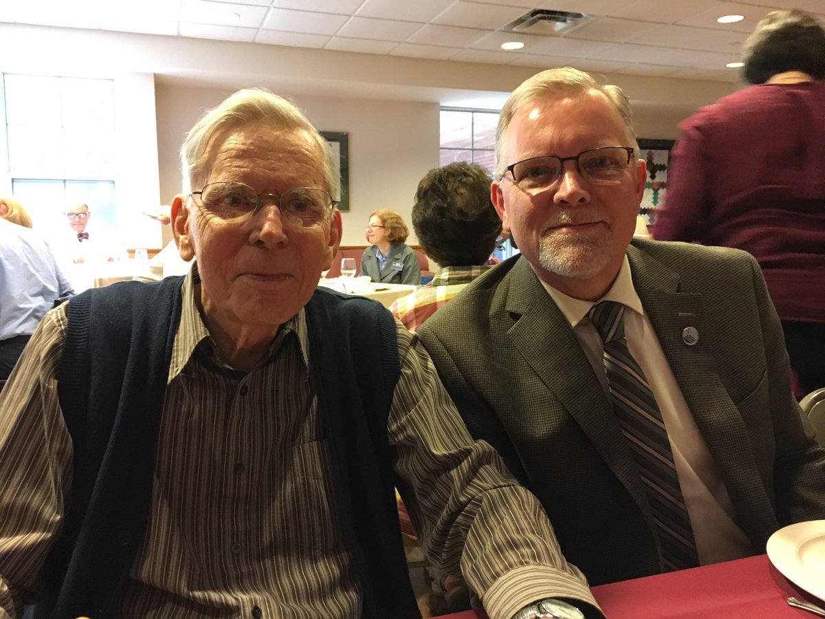 CoBGenSec's tweet image. Great to have lunch and conversation with former General Secretary Don Miller at Bethany Seminary Board meeting.