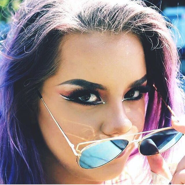 OhNoKelsey's tweet photo. Happy Halloween weekend. I'm running out of makeup ideas for this weekend but here are some of my @AdoreDelano inspired looks. ✨ https://t.co/e3czaoRrQG