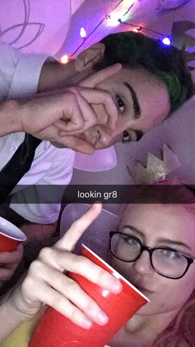 cosmic_ho's tweet photo. we were really feelin ourselves yknow 😍😍😍 https://t.co/WrzHrrx3mg
