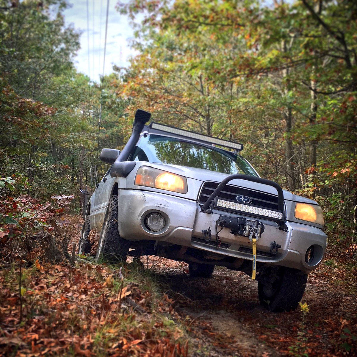JESSESAYRE's tweet photo. #SubaruDBoy #Subaru #Subie #subaruforester #SG5 #sumoparts #2inchlift #generalgrabberat2 #snorkel #winch #superwinch #lightbar #offroad #awd https://t.co/zUG8Njly9U