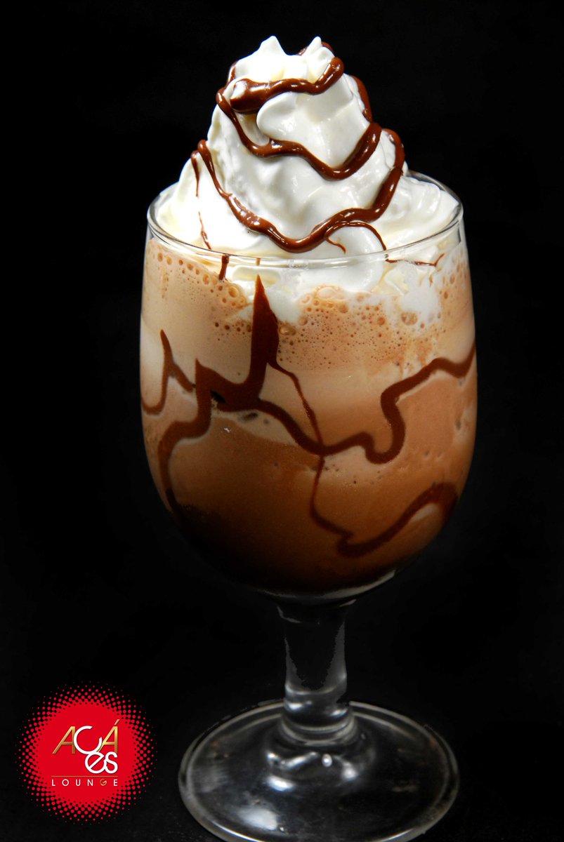 ¿Como quieres disfrutar la tarde del sábado? Pues aquí tienes una opción #DisfrutaLaVida #Chocolate #DivinoMomento