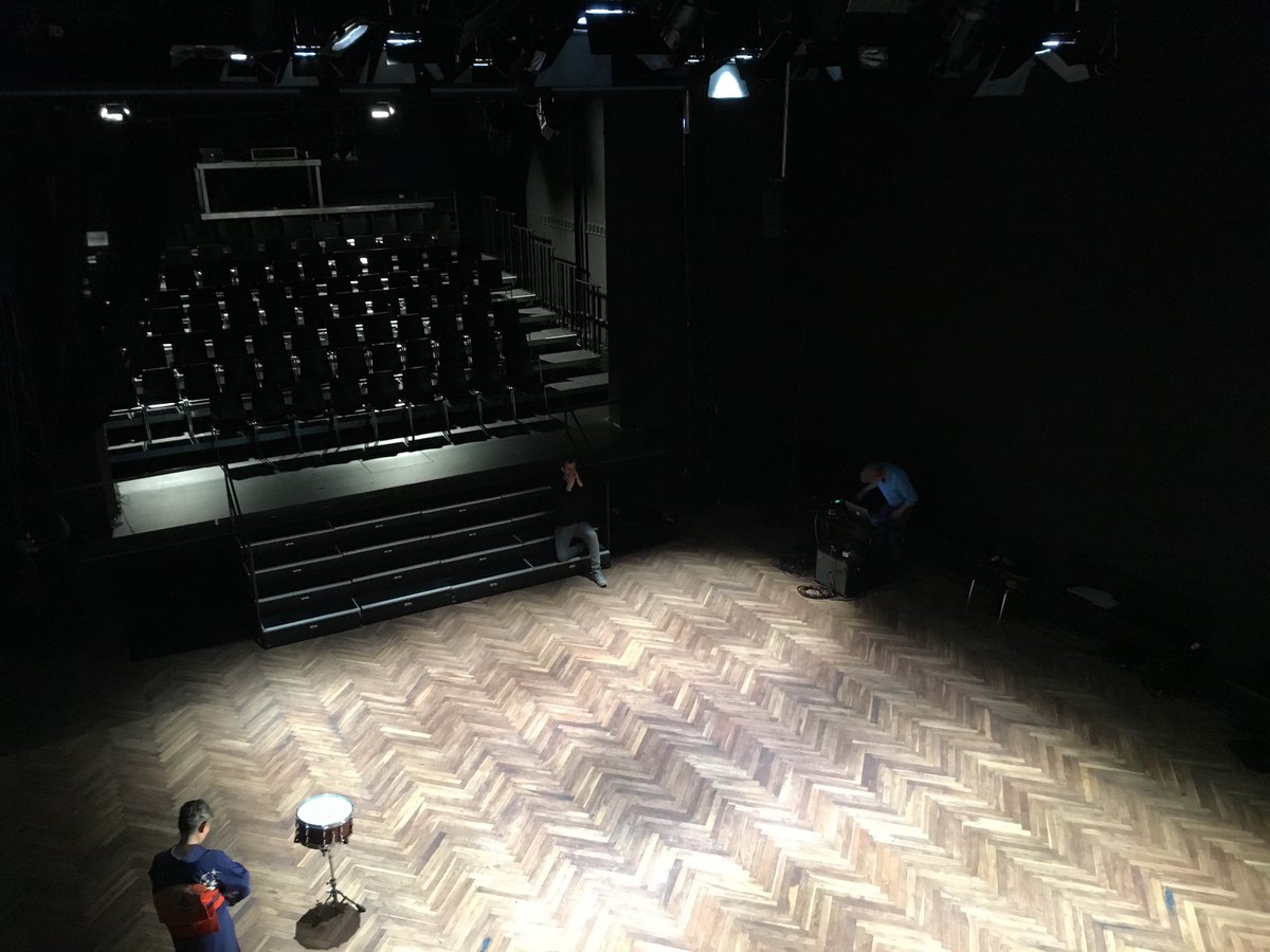 HochX Theater tweet media