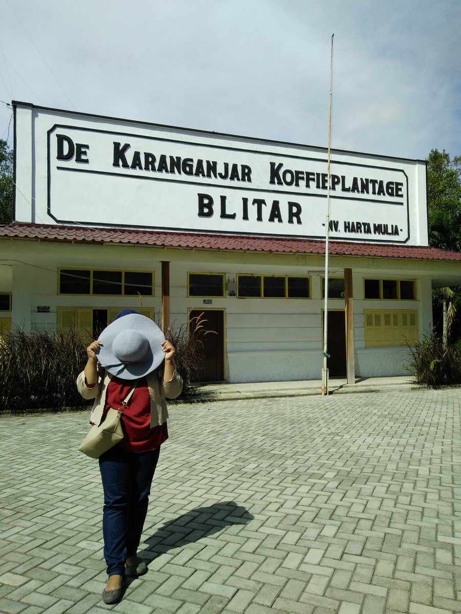 ev_ksmchyn's tweet photo. DE KARANGANJAR KOFFIEPLANTAGE - BLITAR https://t.co/x5rbIDQo8s