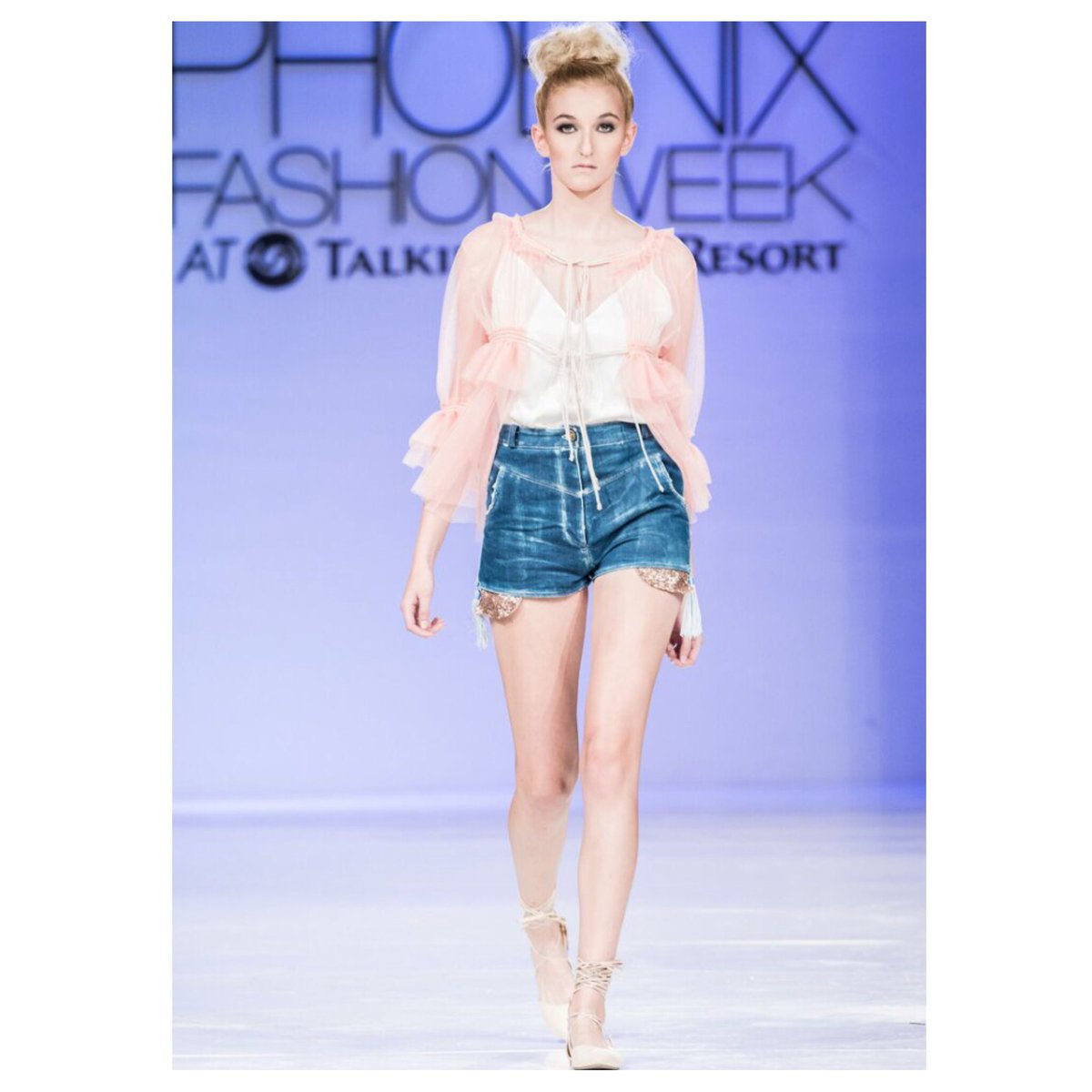 MGR_Ricci's tweet photo. Spring/Summer 2017 - Look 4
#phxfw #fashionweek #designerbootcamp #riccijvr #fashion #spring #summer #itgirls #trend #styled #ootd #Fierce https://t.co/IZOBsgGI2a