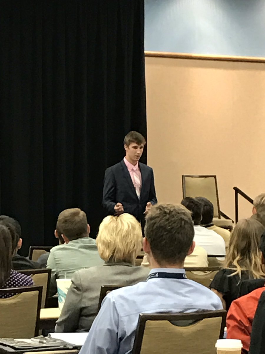 FutureFounders's tweet photo. Congrats @joshua_doering and McCalley (#seedslide and @MotleyToolCo), both 2016 FF Fellows and 2016 @CEOORG Pitch Competition Finalists! https://t.co/n46dwX1jxq