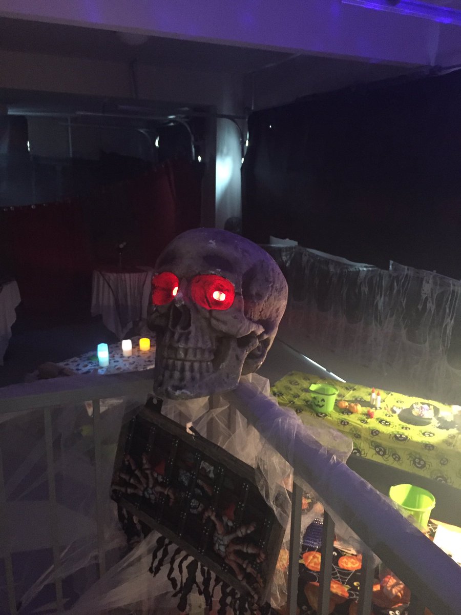 newwestcalgary's tweet photo. Spooky times at family Halloween event.  @WatermarkYYC https://t.co/DDlONlJT7F