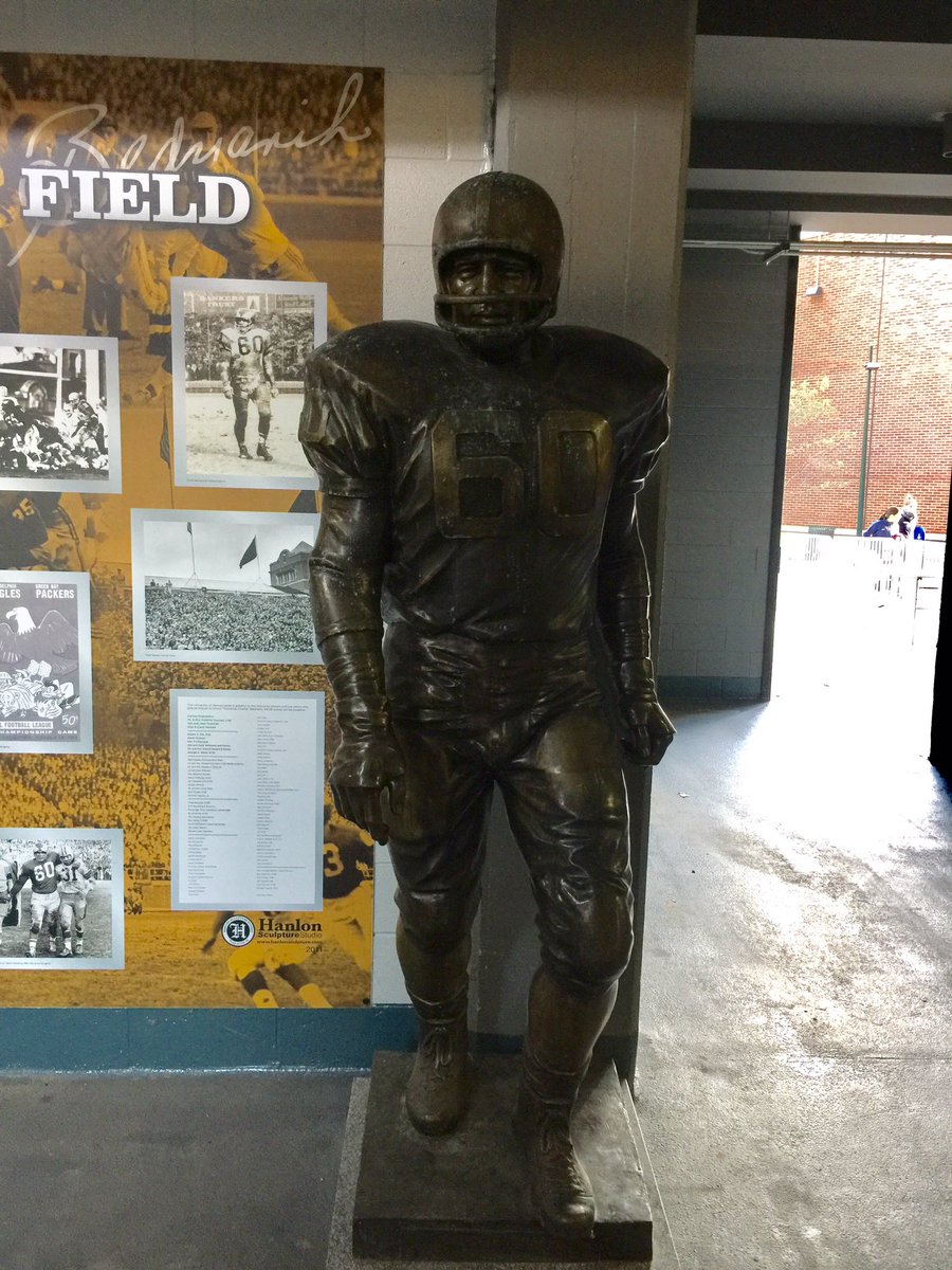 robertwolf32's tweet photo. Great win @PENNfb wamazing history & tradition original @HeismanTrophy @outlandtrophy #ChuckBednarik proud to be #PennQuaker @IvyLeague https://t.co/eyUqunql0h