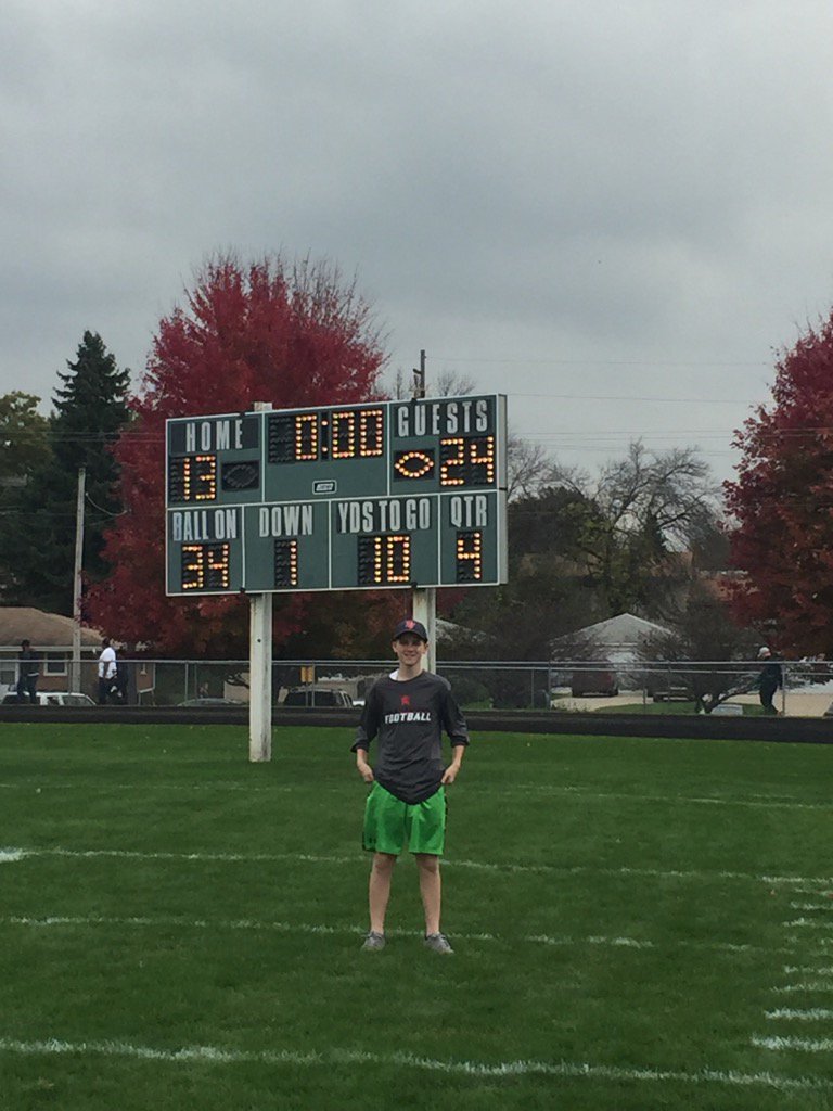 tramsden21's tweet photo. Proud @SVHSFutureLion as @SaintViatorHS takes down Boylan in playoffs. Great team win by great players and coaches https://t.co/HV1XuLjqkZ