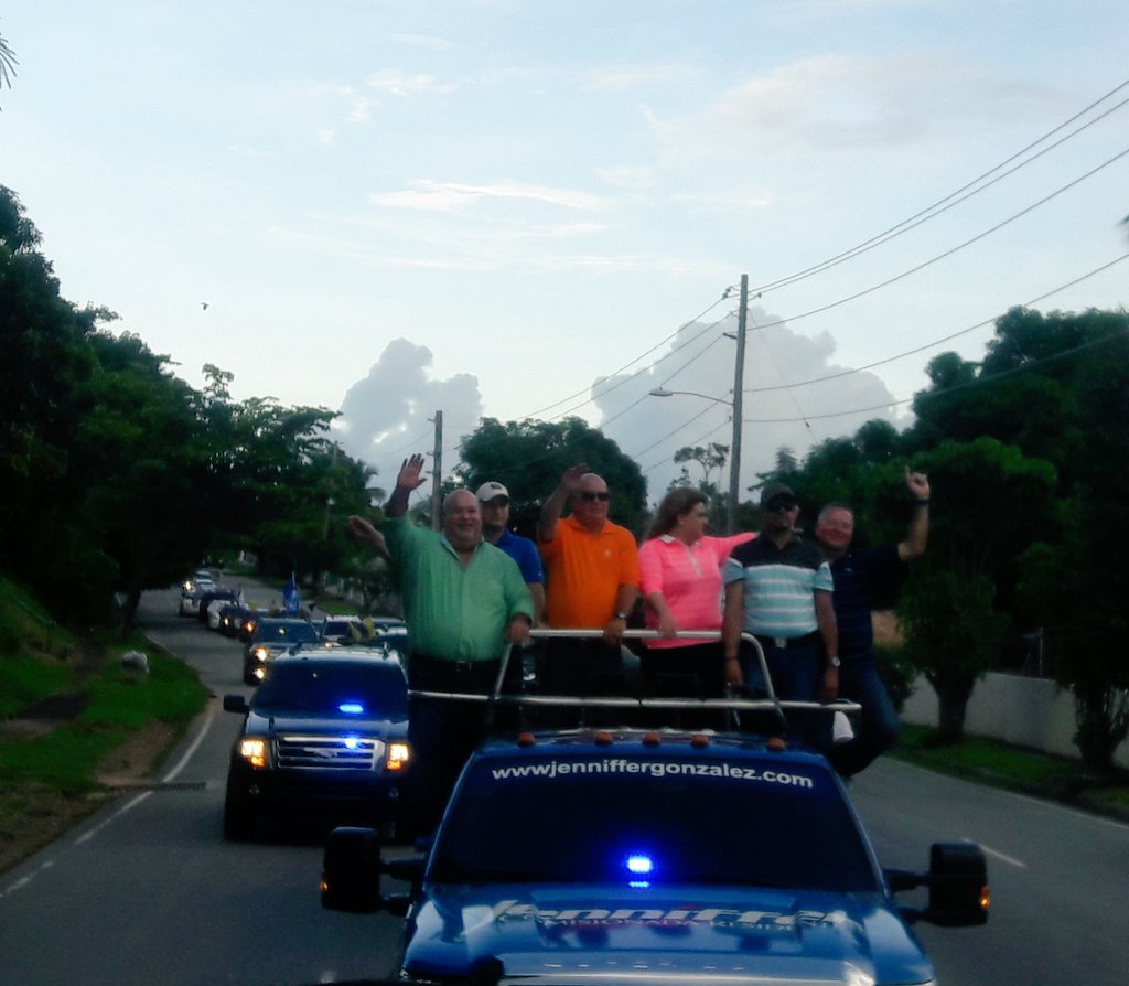 JoseAponte51's tweet photo. Seguimos de rally por Fajardo #AnibalMeléndez @Jenniffer2012 @JohnnyMndez2016 @PichyZamora #AngeloCruz https://t.co/4b366h498i