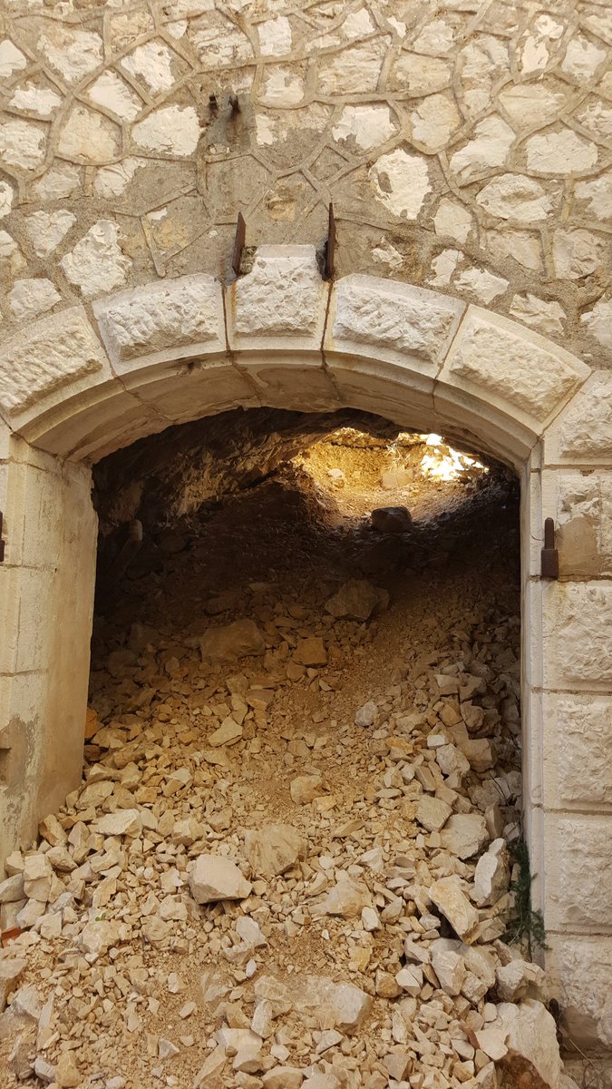 Birch_L0g's tweet image. Pendant que @SamaGames_Mc étaient à la #pgw moi j&apos;étais perdu dans un fort abandonné de la seconde guerre mondiale xD