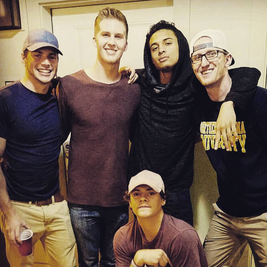 braxtonhibbert2's tweet photo. Always great to be back in Flag with these guys 👌 https://t.co/8iTkbG56Gf