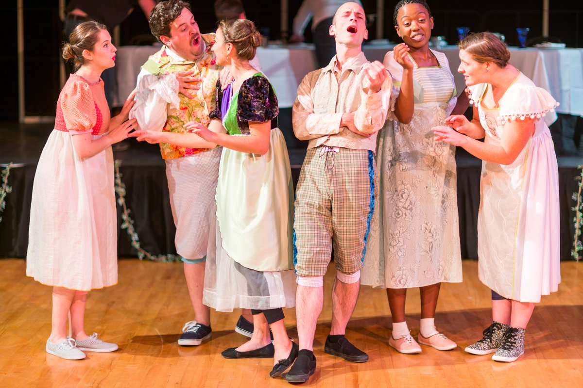 maidenphoenix's tweet photo. The hot Gossip is that Sense and Sensibility is not to be missed! #austeninboston photo credit: Nile Hawver tickets: https://t.co/rFZNqgCfTh https://t.co/IatMjnvlLA