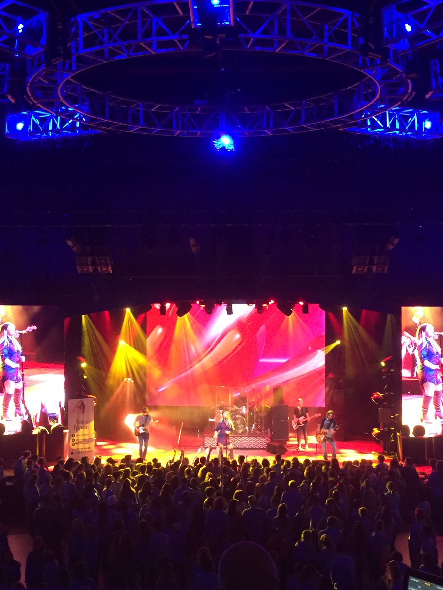 SASC2016's tweet photo. Kelsey Hickman at the Wildhorse Saloon! #SASC2016 https://t.co/zQJzeIzIF9