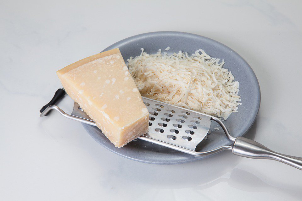 JimsCheese's tweet photo. We ❤️ cheese!
Retweet if you love it too! 
#JimsCheese #Cheese #MotivationMonday https://t.co/gBijVOmVnE