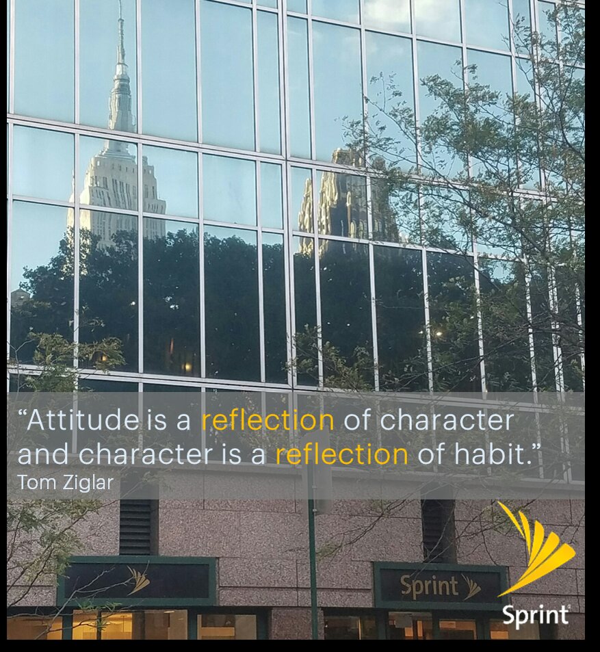 Sprint4NYNJ's tweet photo. Season changes are a good time for #reflections -  #mondaymotivation #MotivationMonday  #Sprint4NYC https://t.co/ruNFWwnuLO
