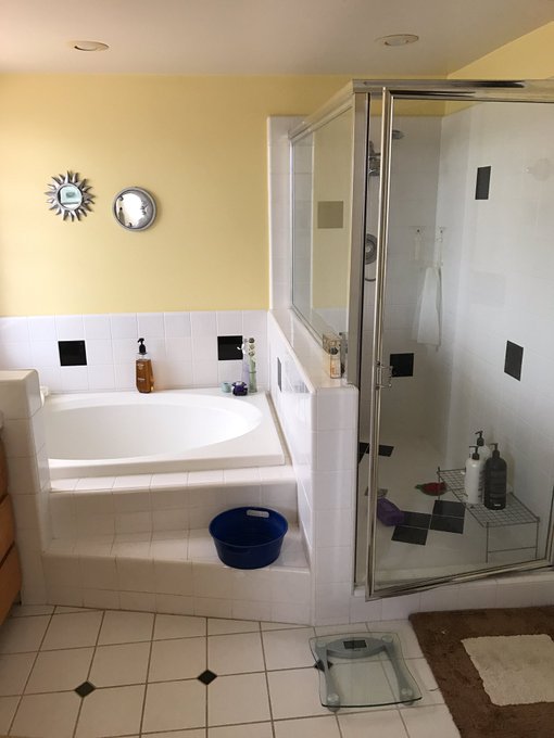 Watch William Blitz Lee's leaked NSFW photo on TwXstars