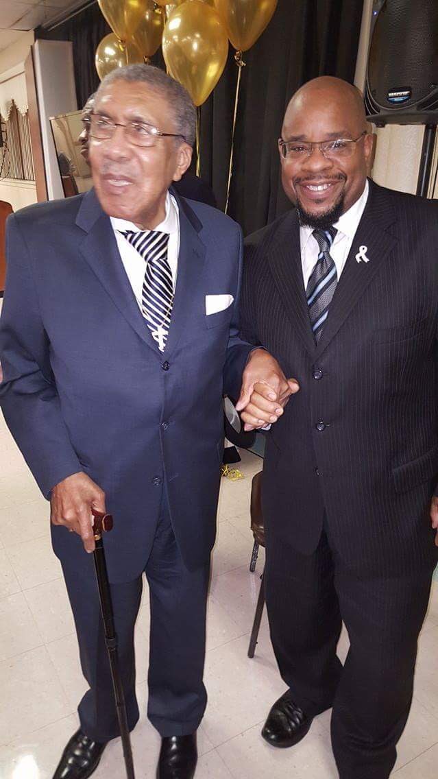 gospelflava's tweet photo. Chicago's @amosgreer1234 at the #revClayEvans celebration https://t.co/sbo3EYN1Xf