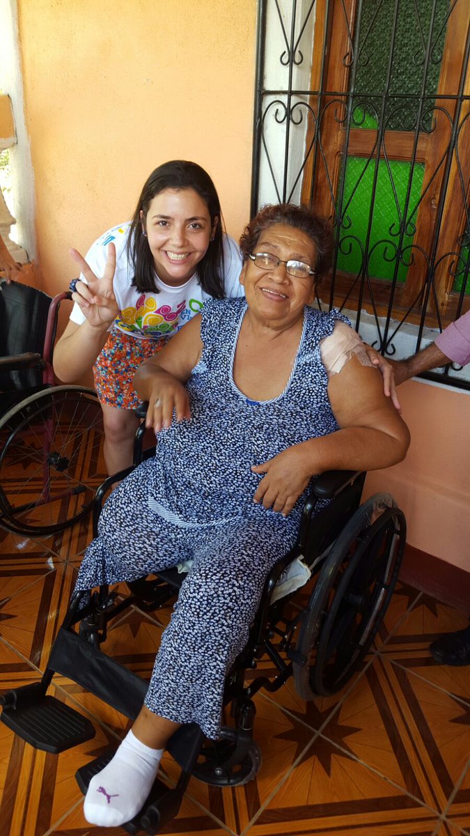 prom_solidaria's tweet photo. Por que #YoTeQuieroMuchoMas voy #SiempreAlFrente con #DanielYRosario2016 en #TiemposDeVictoria en #AMORANICARAGUA vamos #AdelanteConDaniel https://t.co/wRfBmRPEc9