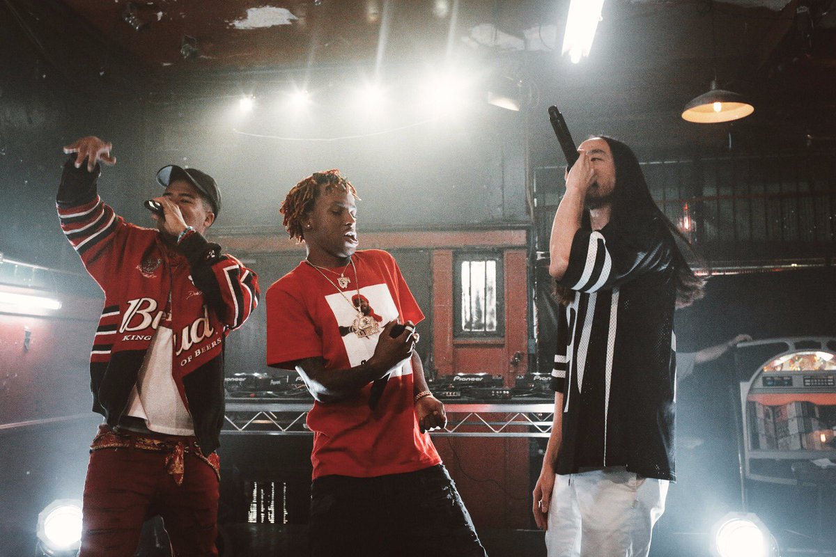 How else am I gon get it @richthekid @iLoveMakonnen5D https://t.co/kgYBUc9HNW